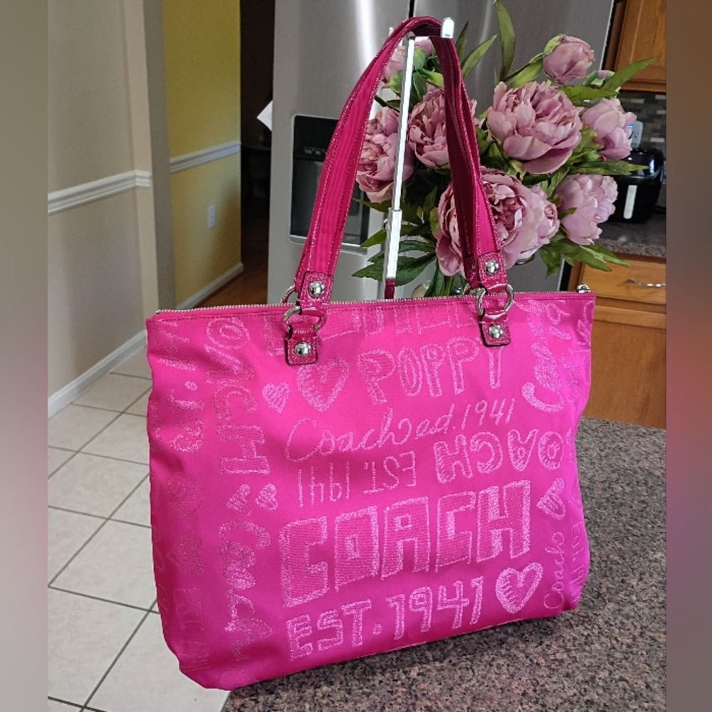 Coach Poppy Storypatch Hot Pink Glam Limited Edition Tote - Picture 5 of 17